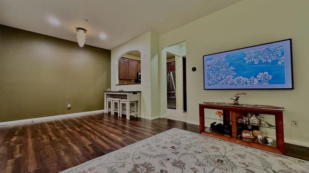 10410 Duxbury Ln Unit 4
