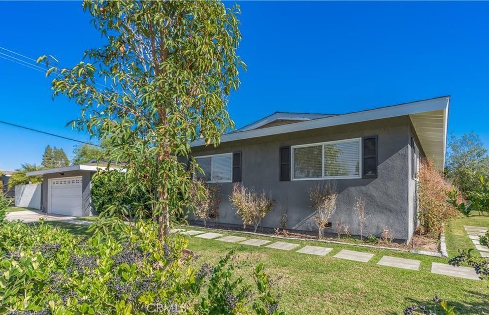 2112 Dover Drive