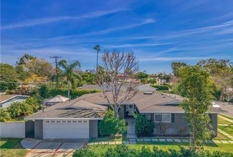 Photo of 2112 Dover Drive, Newport Beach, CA 92660 (MLS # CV26092905)