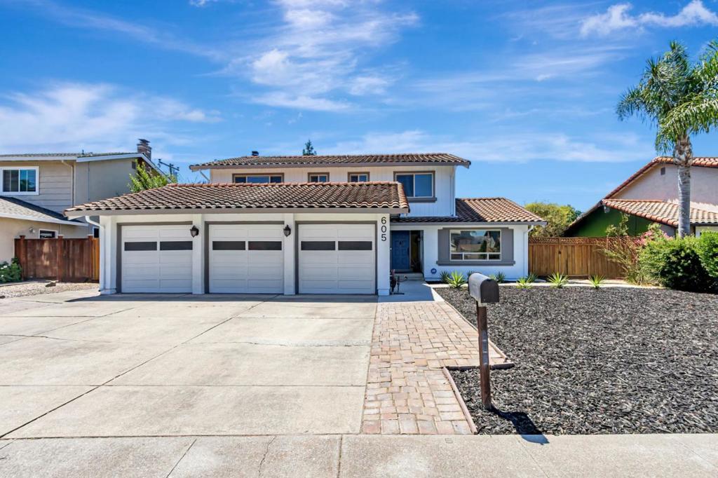 605 Encino Drive