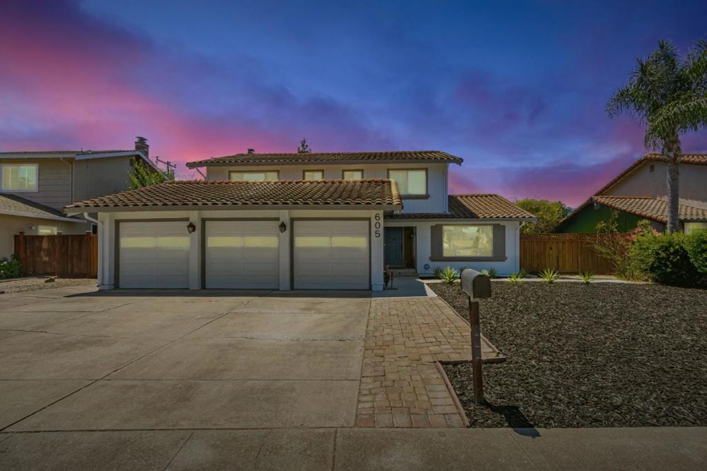 605 Encino Drive
