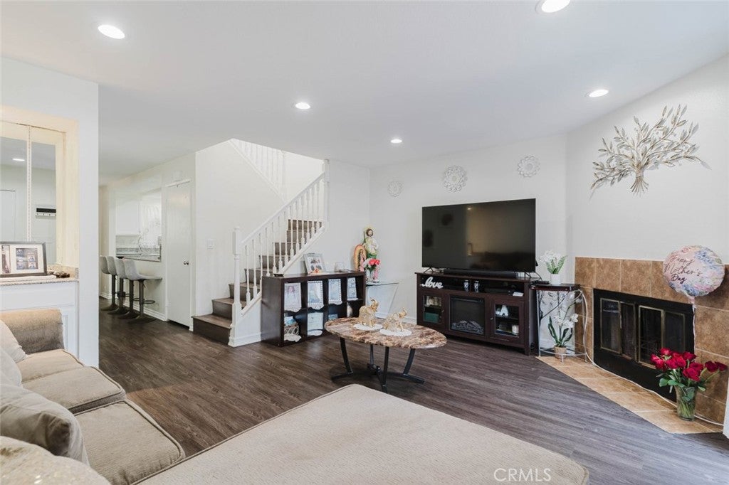 14345 Foothill Boulevard 107