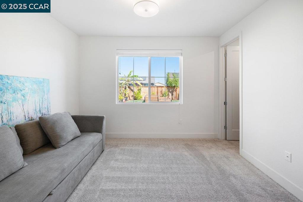 TRACY PARK - Residential