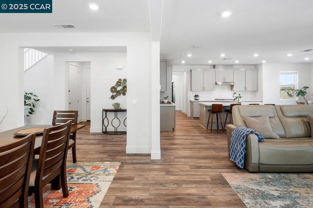 TRACY PARK - Residential