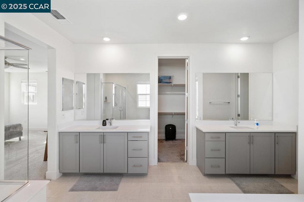 TRACY PARK - Residential