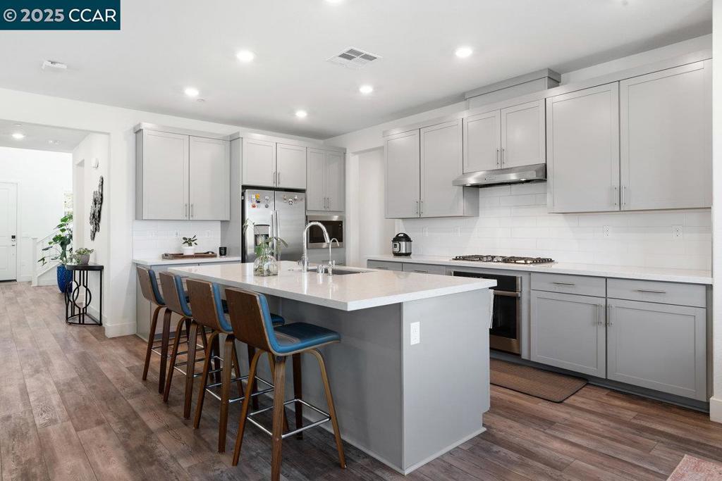 TRACY PARK - Residential