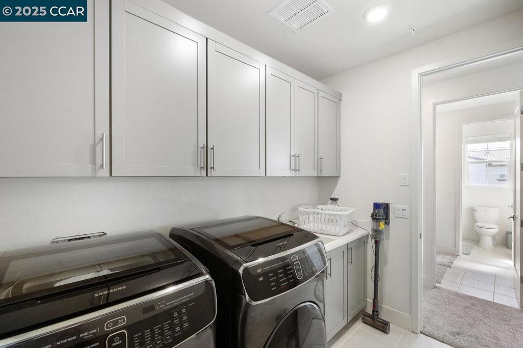 TRACY PARK - Residential