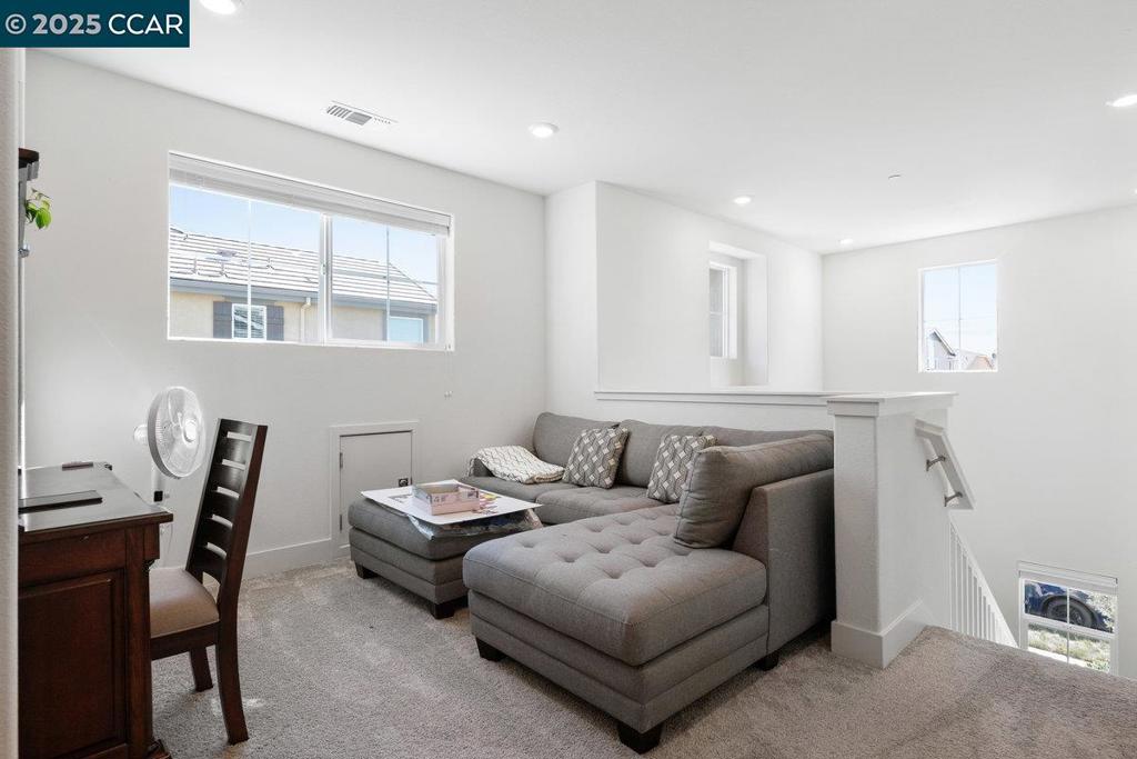 TRACY PARK - Residential