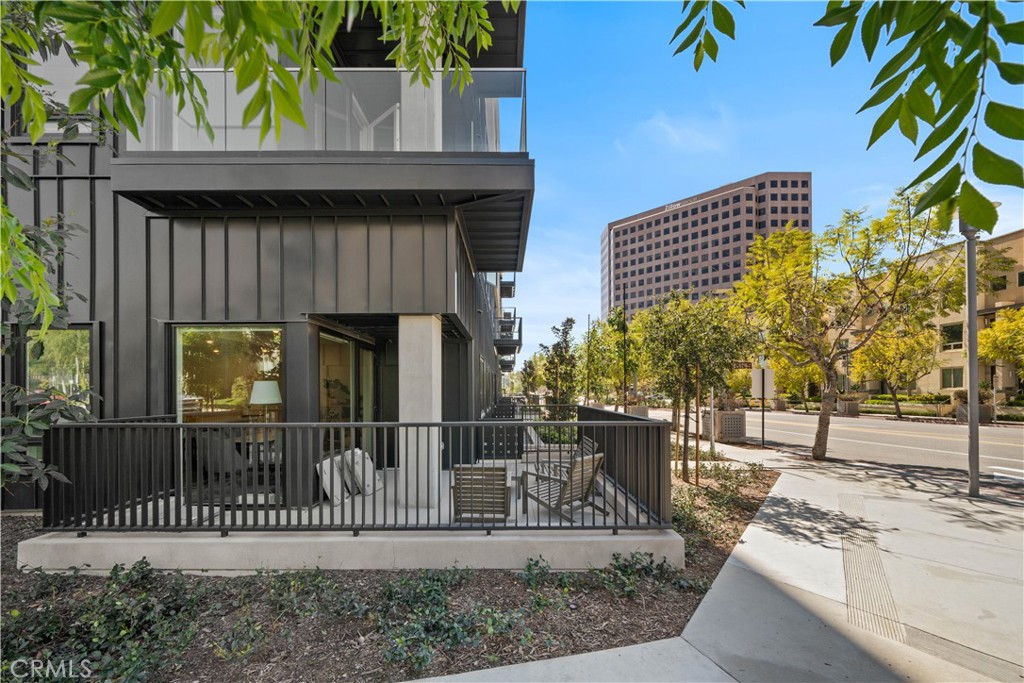1109 rivington