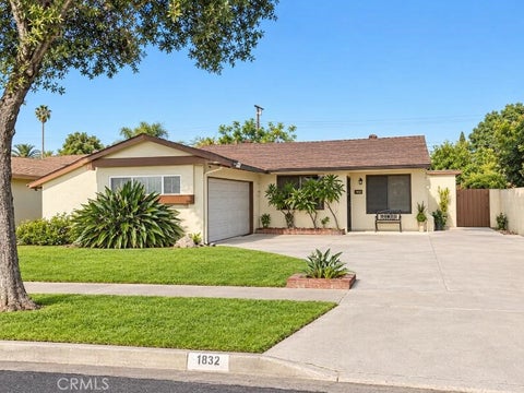 Photo of 1832 S Bamdal ST, Santa Ana, CA 92704 (MLS # SW26224309)