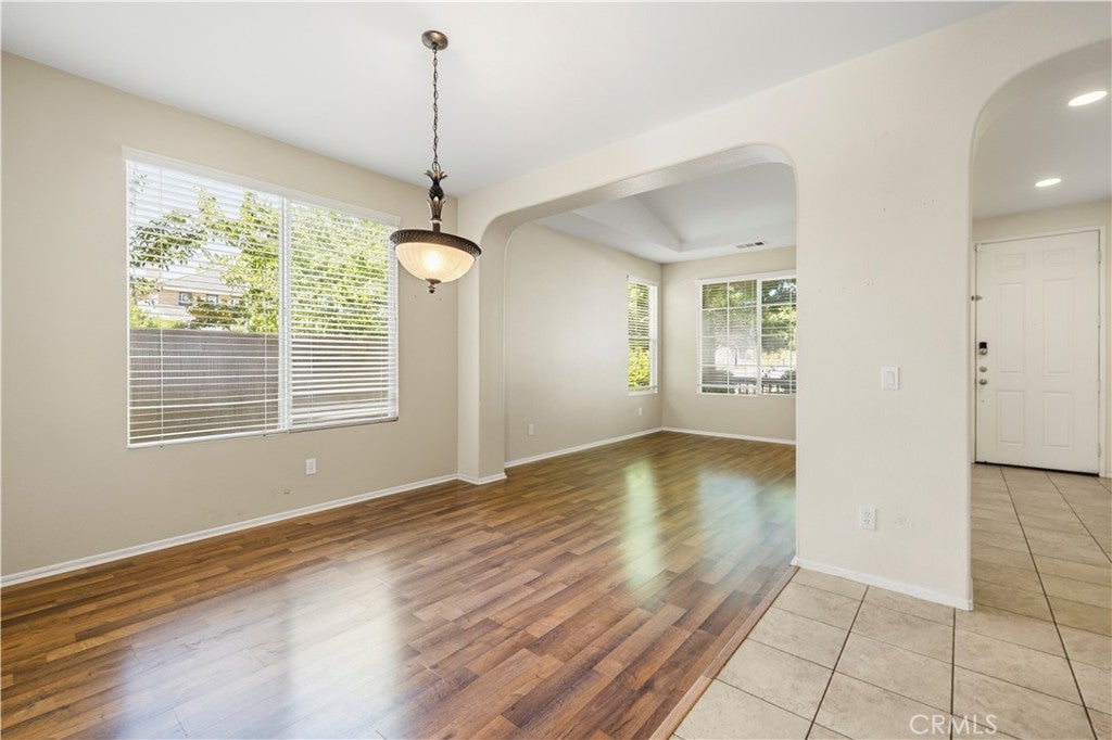 44022 Raven Lane