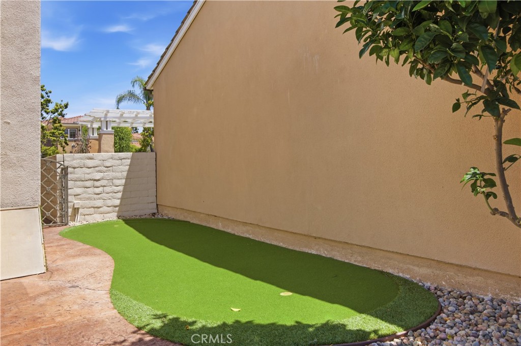 8 N Bayleaf, Irvine CA 92620 - Photo 59