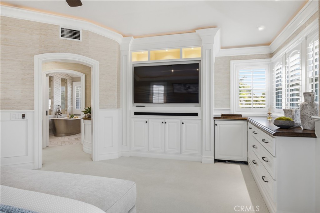 8 N Bayleaf, Irvine CA 92620 - Photo 32