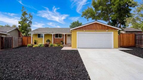 Photo of 1948 Sequoia Court, Martinez, CA 94553 (MLS # ML82043261)