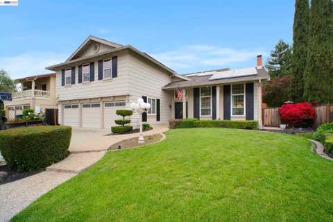 Photo of 604 Lomond Cir Cir, San Ramon, CA 94583 (MLS # 41137854)