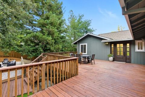 Photo of 171 Exeter Avenue, San Carlos, CA 94070 (MLS # ML82022303)