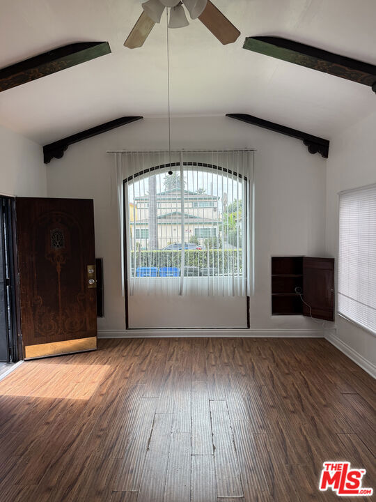 1283 W 36th Street