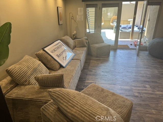 5237 Topanga Canyon