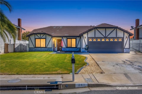 Photo of 2411 Peacock Lane, Corona, CA 92882 (MLS # IV26218989)