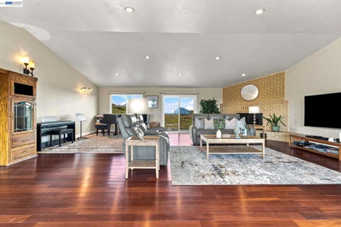 Tiny photo for 41794 Vargas Rd, Fremont, CA 94539 (MLS # 41147147)