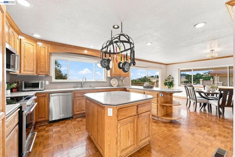 Tiny photo for 41794 Vargas Rd, Fremont, CA 94539 (MLS # 41147147)