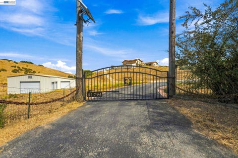 Tiny photo for 41794 Vargas Rd, Fremont, CA 94539 (MLS # 41147147)