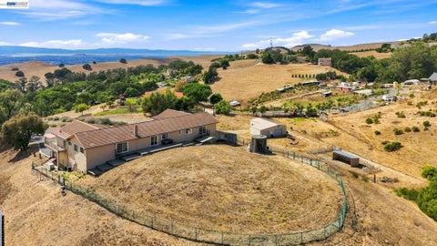 Tiny photo for 41794 Vargas Rd, Fremont, CA 94539 (MLS # 41147147)