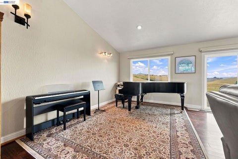 Tiny photo for 41794 Vargas Rd, Fremont, CA 94539 (MLS # 41147147)