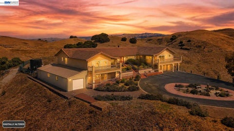 Photo of 41794 Vargas Rd, Fremont, CA 94539 (MLS # 41147147)