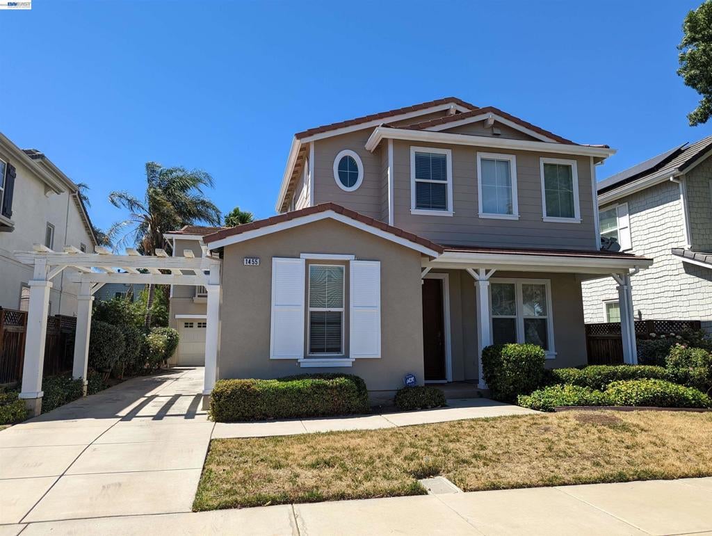 Photo of 1455 Paradise Ln Ln, Brentwood, CA 94513 (MLS # 41147665)