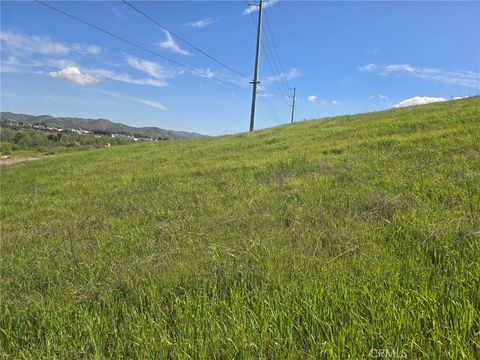 1 Baker Lake Elsinore CA 92530