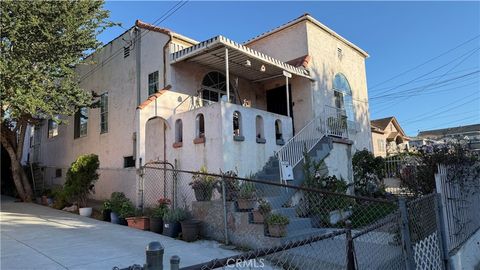 Photo of 962 N Ditman Ave, Los Angeles, CA 90063 (MLS # CV25262047)