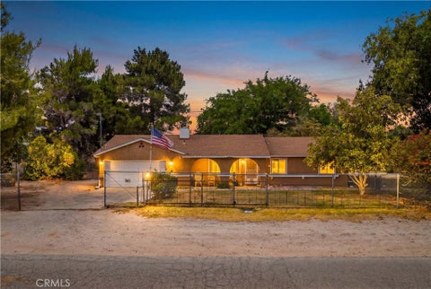 Photo of 9829 E Avenue S12, Littlerock, CA 93543 (MLS # SR26134493)