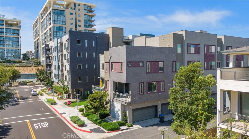 227 Bowery, Irvine CA 92612 - Photo 36