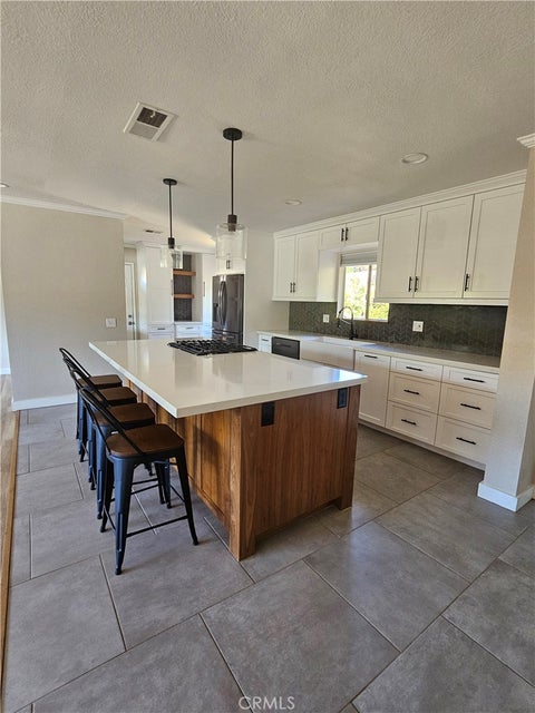Photo of 1733 Hillcrest Lane LN, Fallbrook, CA 92028 (MLS # SW26191804)