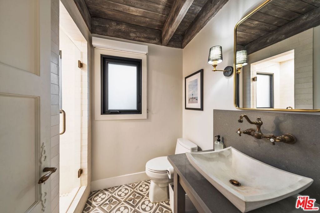 305 Grand Canal 8, Newport Beach CA 92662 - Photo 25