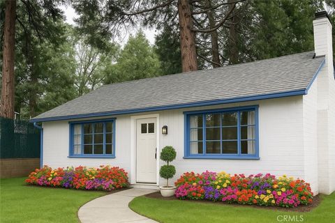 Photo of 197 Western Drive, Cedar Glen, CA 92321 (MLS # SB25145704)