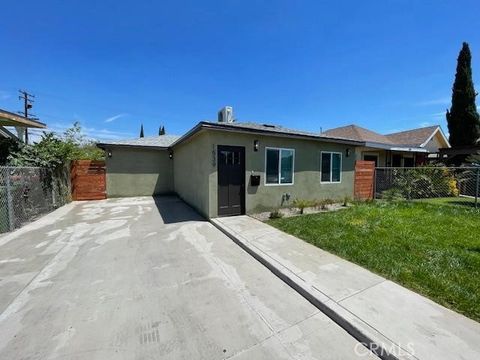 Photo of 1539 E 87th Street, Los Angeles, CA 90002 (MLS # CV25173700) Photo of 1539 E 87th Street, Los Angeles, CA 90002 (MLS # CV25173700)
