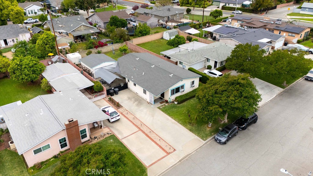 427 N Walnuthaven Drive