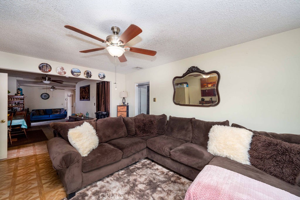 427 N Walnuthaven Drive