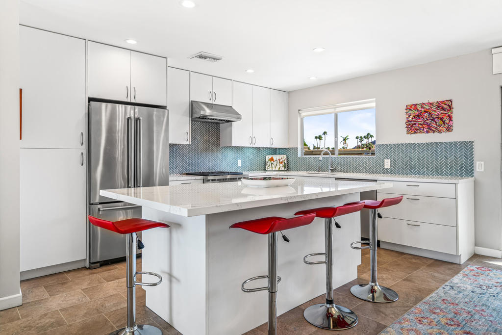 Casa Dorado - Residential