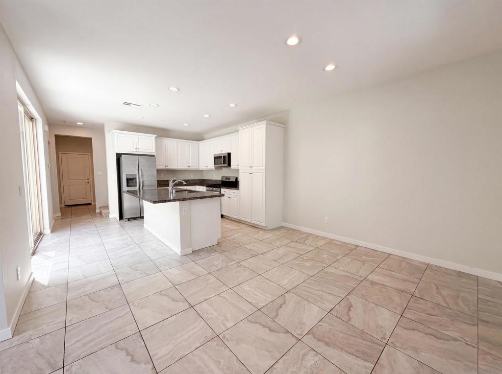 1170 Camino Prado