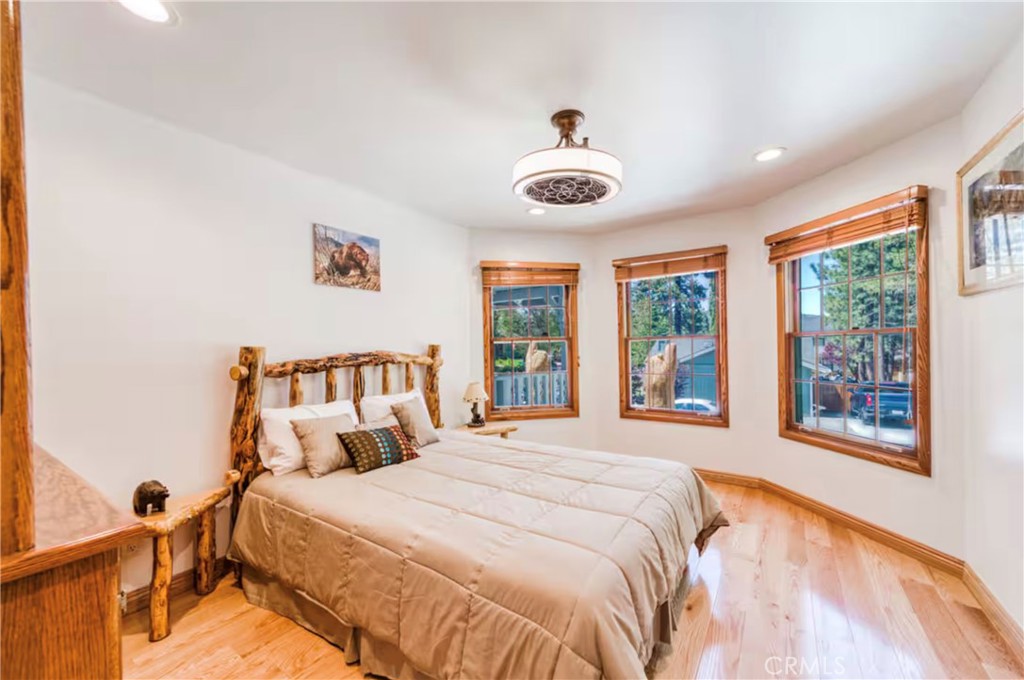 Big Bear Lake, California, 92315, United States, 4 Bedrooms Bedrooms, ,4 BathroomsBathrooms,Residential,Active,1999274