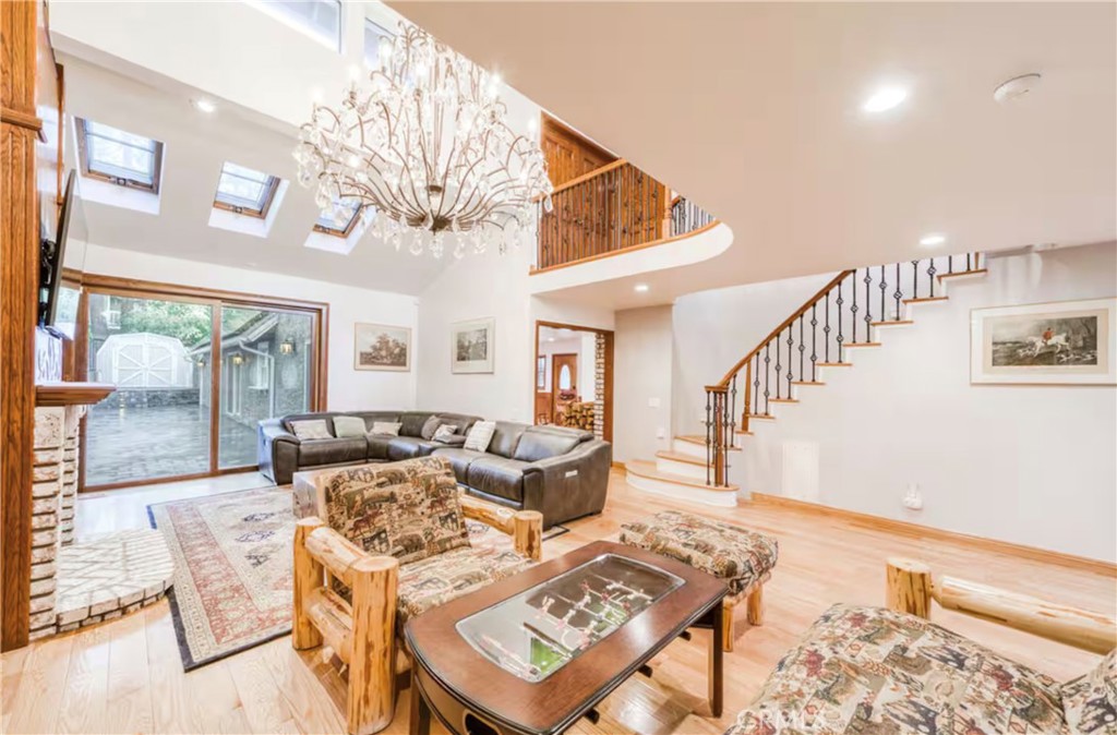 Big Bear Lake, California, 92315, United States, 4 Bedrooms Bedrooms, ,4 BathroomsBathrooms,Residential,Active,1999274