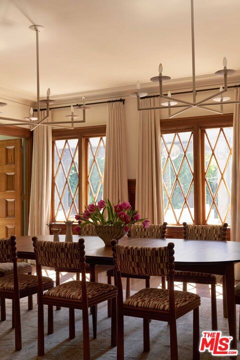 444 S Plymouth Boulevard