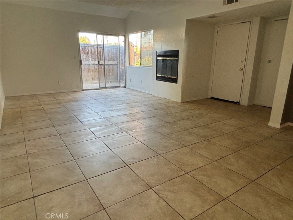 16595 Upland E