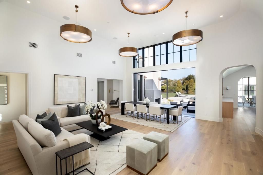 Photo of 26321 Alexander Place, Los Altos Hills, CA 94022 (MLS # ML82034620)