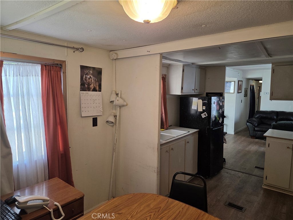 3040 Lakeview Drive