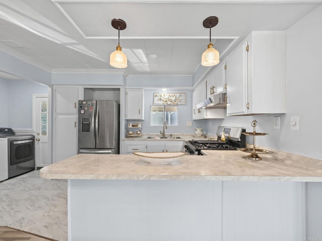 4820 1/2 Old Cliffs Rd San Diego, CA 92120