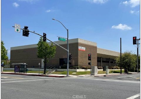 Photo of 910 N Mountain Avenue, Ontario, CA 91762 (MLS # WS26054481)